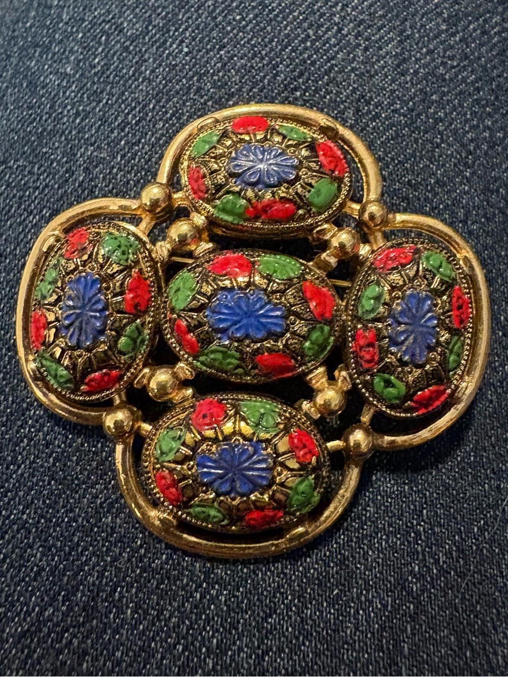VINTAGE Sarah Coventry “Light of the East” Brooch